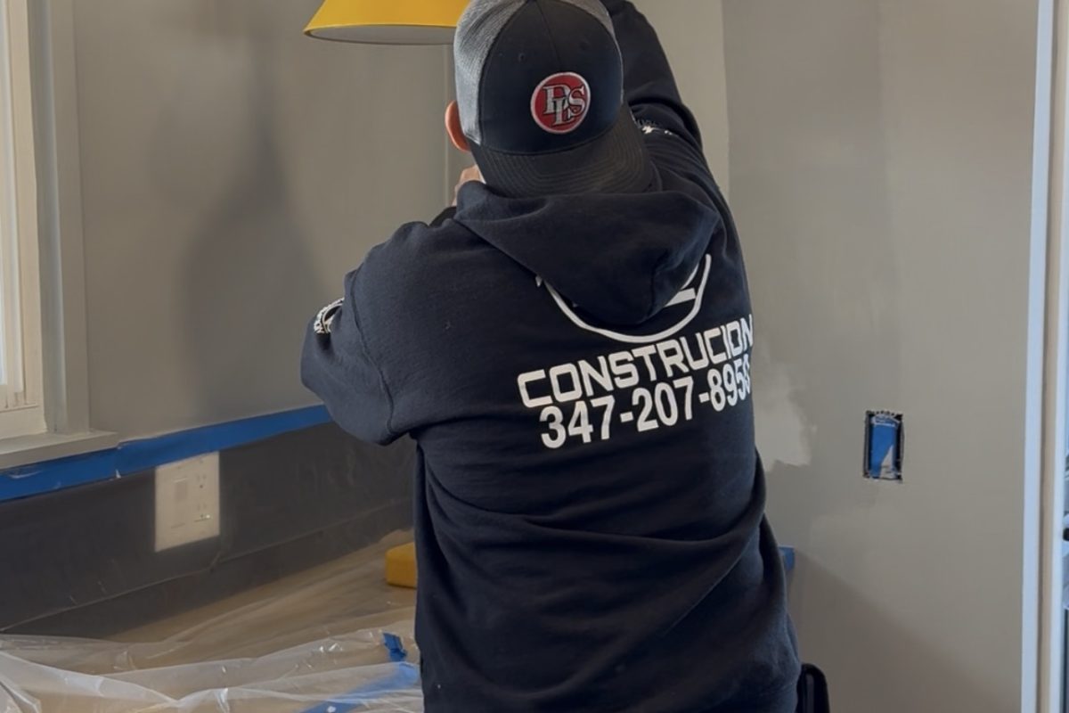 Interior wall painting by DLS Construction contractor